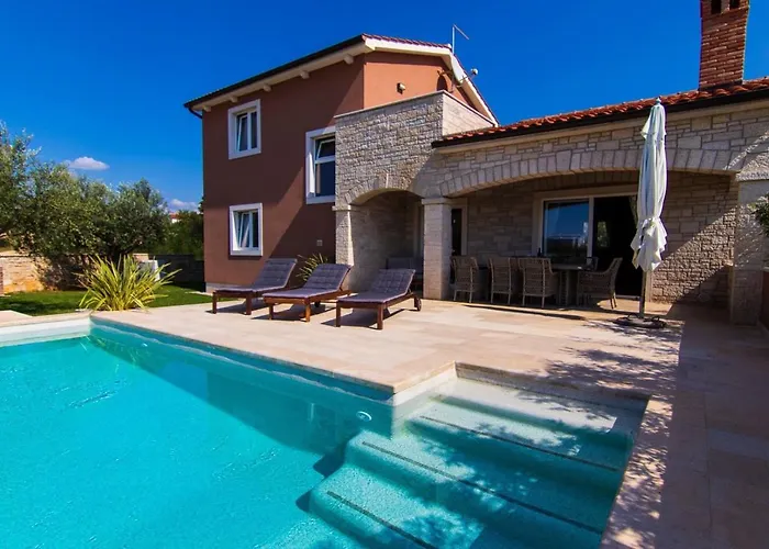 Dominika * Kaštelir